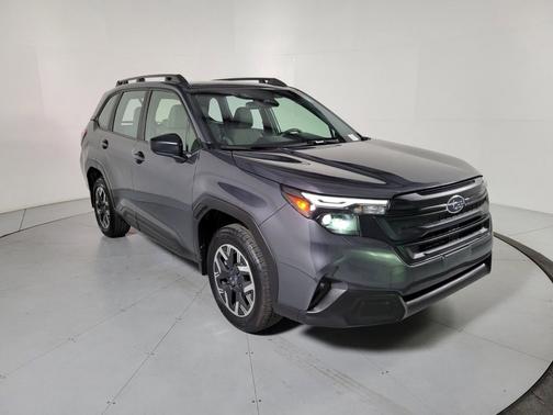 2025 Subaru Forester Base