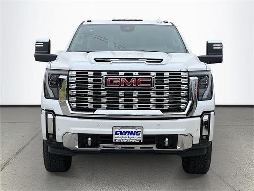 2025 GMC Sierra 2500 Denali
