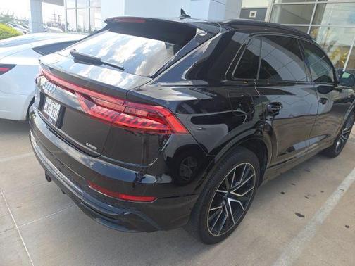 Orca Black Metallic 2020 Audi Q8 55 Premium Plus