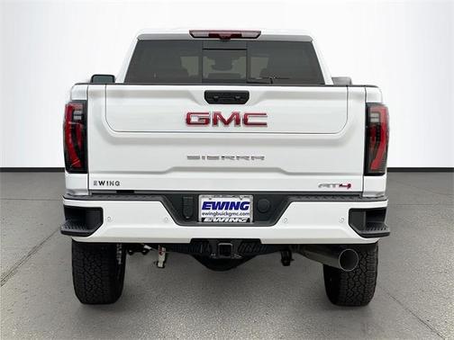 2025 GMC Sierra 2500 AT4