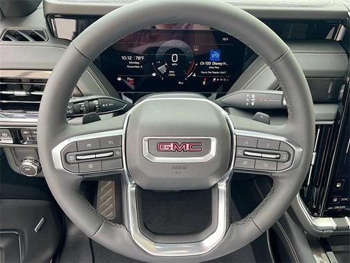 2025 GMC Yukon Elevation