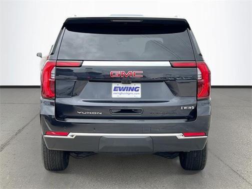 2025 GMC Yukon Elevation
