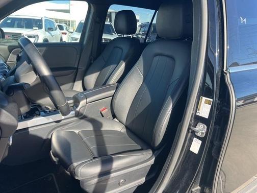 2023 Mercedes-Benz GLB 250 Base