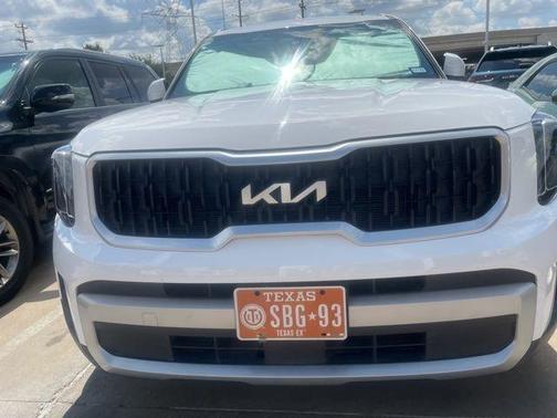 Glacial White Pearl 2024 Kia Telluride EX