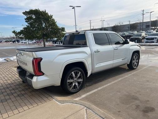 2023 Toyota Tundra Hybrid Capstone