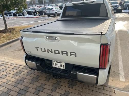 2023 Toyota Tundra Hybrid Capstone