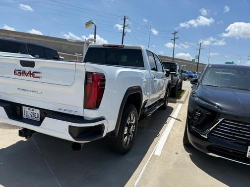 2024 GMC Sierra 2500 Denali