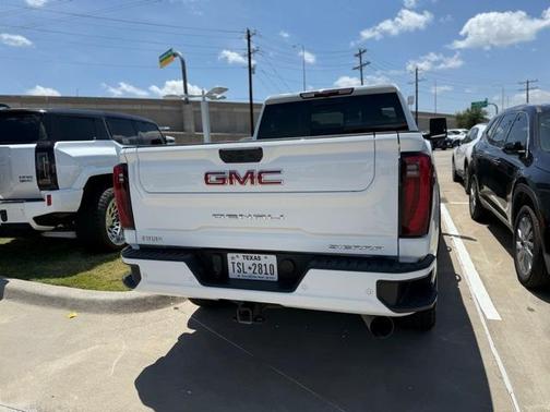 2024 GMC Sierra 2500 Denali