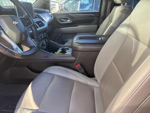 2022 Chevrolet Suburban LT