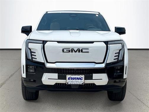 2025 GMC Sierra EV Denali