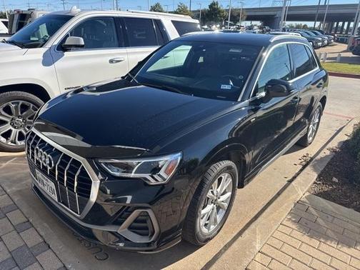 2023 Audi Q3 45 S line Premium