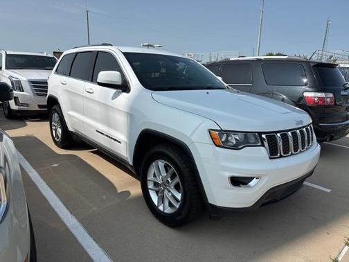 2017 Jeep Grand Cherokee Laredo