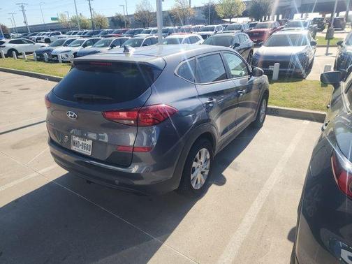 2019 Hyundai TUCSON SE