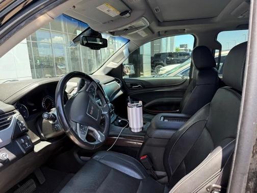 2017 GMC Yukon XL SLT