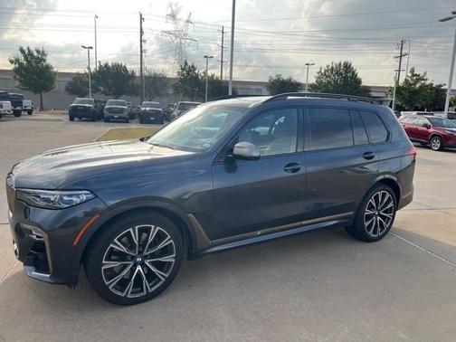 2020 BMW X7 M50i