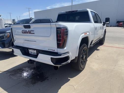 2024 GMC Sierra 2500 AT4