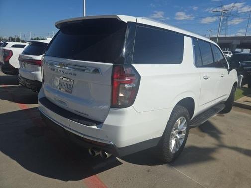 2022 Chevrolet Suburban Premier