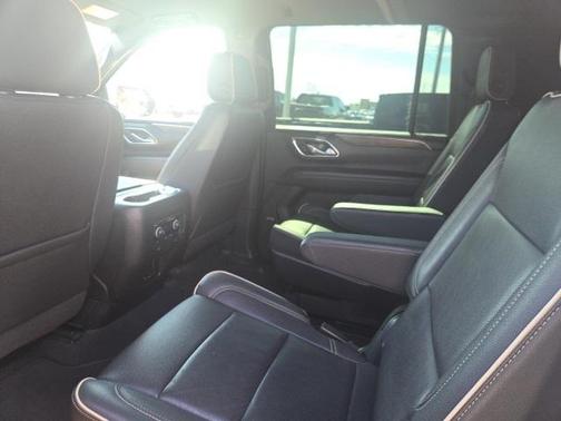 2022 Chevrolet Suburban Premier