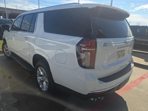 2022 Chevrolet Suburban Premier