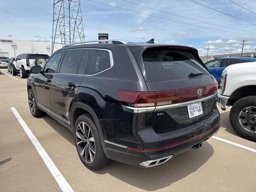 2025 Volkswagen Atlas 2.0T SEL Premium R-Line