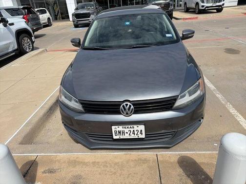 Platinum Gray Metallic 2012 Volkswagen Jetta SE
