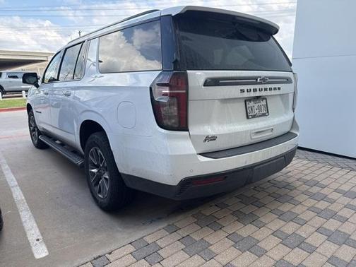 2023 Chevrolet Suburban Z71