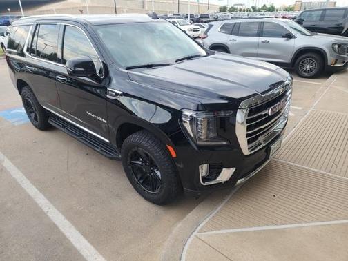 2022 GMC Yukon SLT
