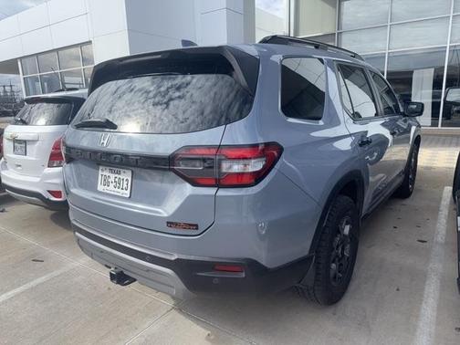 2023 Honda Pilot TrailSport