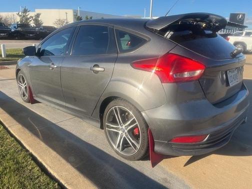 2018 Ford Focus ST Base