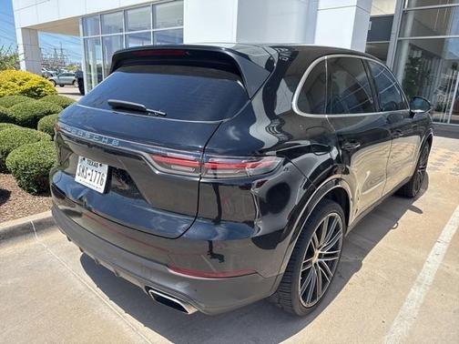 2020 Porsche Cayenne Base