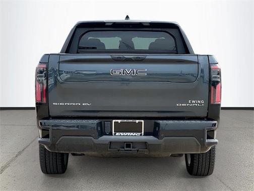 2025 GMC Sierra EV Denali