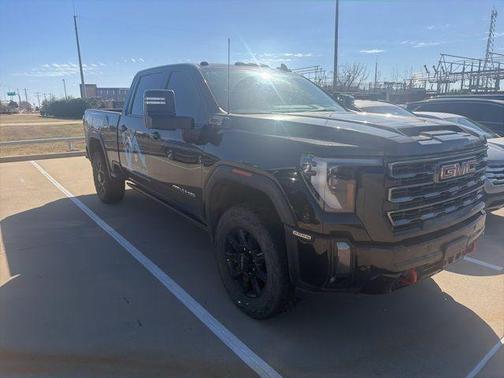 2024 GMC Sierra 2500 AT4