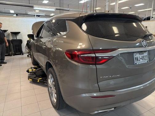 2020 Buick Enclave Avenir