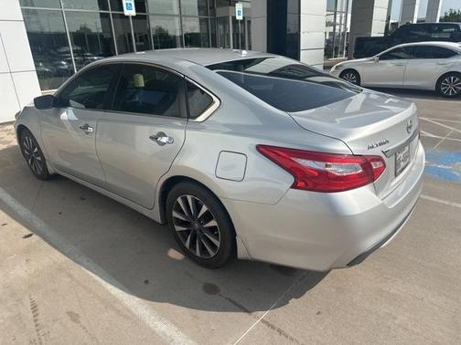 2016 Nissan Altima 2.5 SV