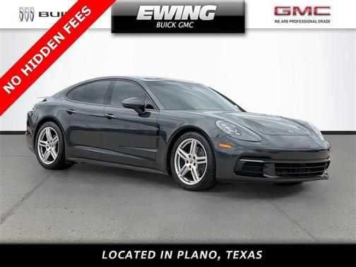 2018 Porsche Panamera Base