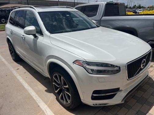 2018 Volvo XC90 T5 Momentum