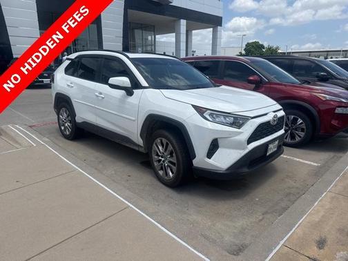 2020 Toyota RAV4 XLE Premium