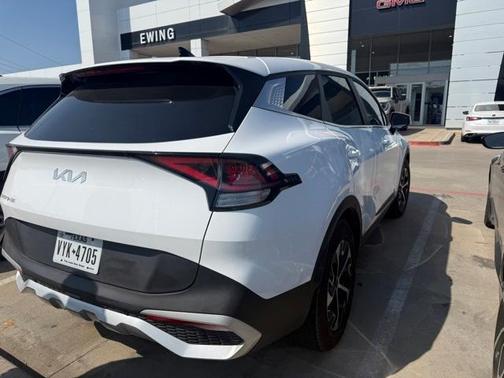 2025 Kia Sportage EX