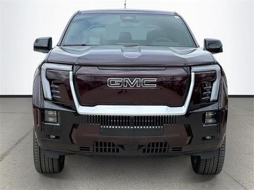 2025 GMC Sierra EV Denali