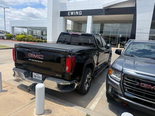 Onyx Black 2023 GMC Sierra 1500 SLT
