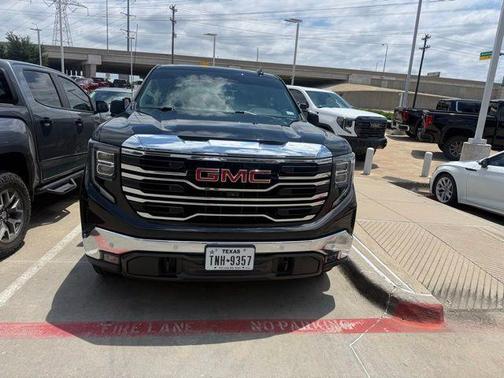 Onyx Black 2023 GMC Sierra 1500 SLT