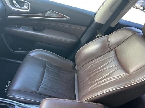 2016 INFINITI QX60 Base