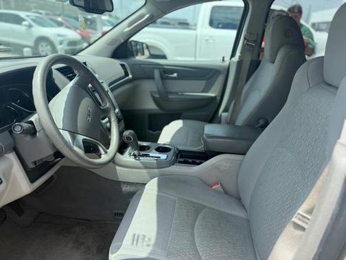 2013 GMC Acadia SLE-2