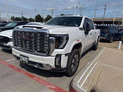 White Frost Tri-Coat 2024 GMC Sierra 2500 Denali