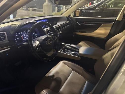 2016 Lexus GS 200t 200T