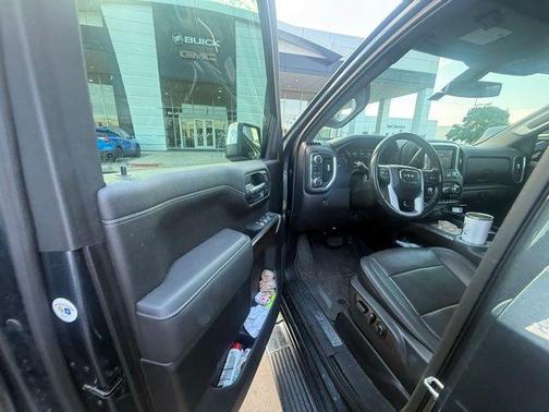 Dark Sky Metallic 2022 GMC Sierra 1500 Limited SLT