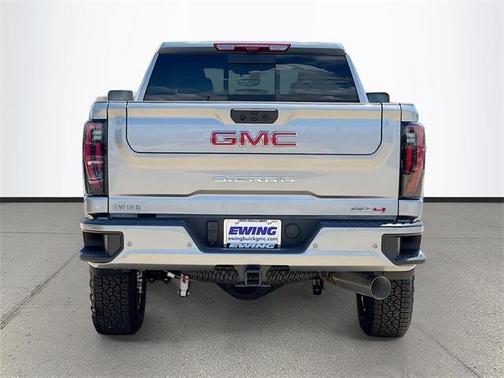 2025 GMC Sierra 2500 AT4