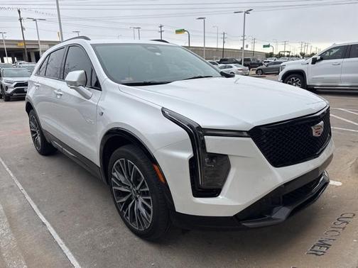 2024 Cadillac XT4 Sport