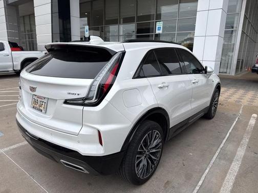 2024 Cadillac XT4 Sport