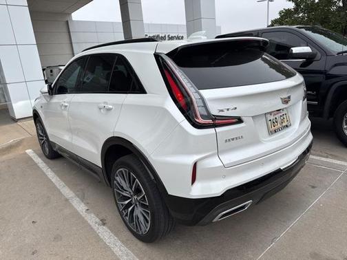 2024 Cadillac XT4 Sport
